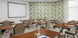 Holiday Inn Express Dubai Safa Park